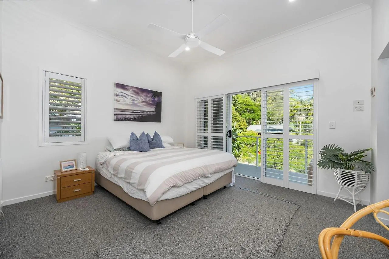Burleigh Beach House غولد كوست